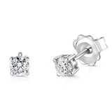 Round Brilliant cut diamond stud earrings